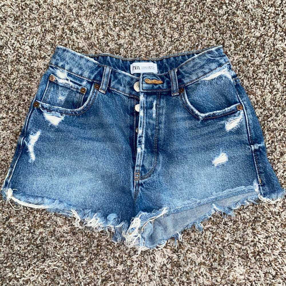 Zara high waisted distressed denim shorts